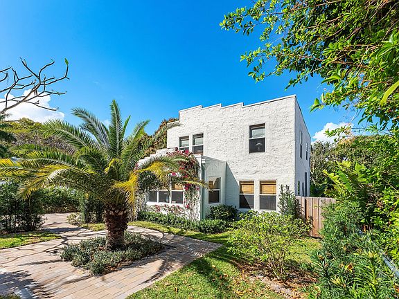 2nd image of 825 34th Street