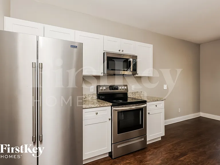 1553 S Cranberry Blvd — Photo 7