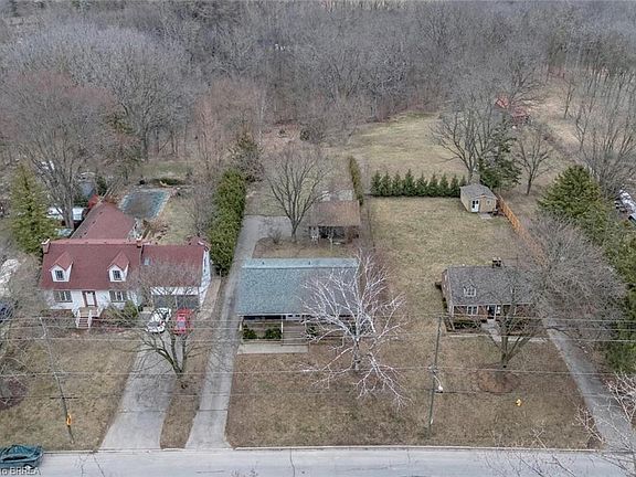 2nd image of 49 Locks Rd