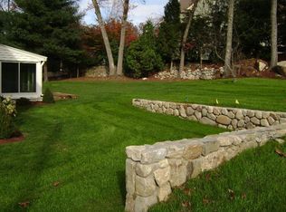 20 Page Rd, Bedford, MA 01730