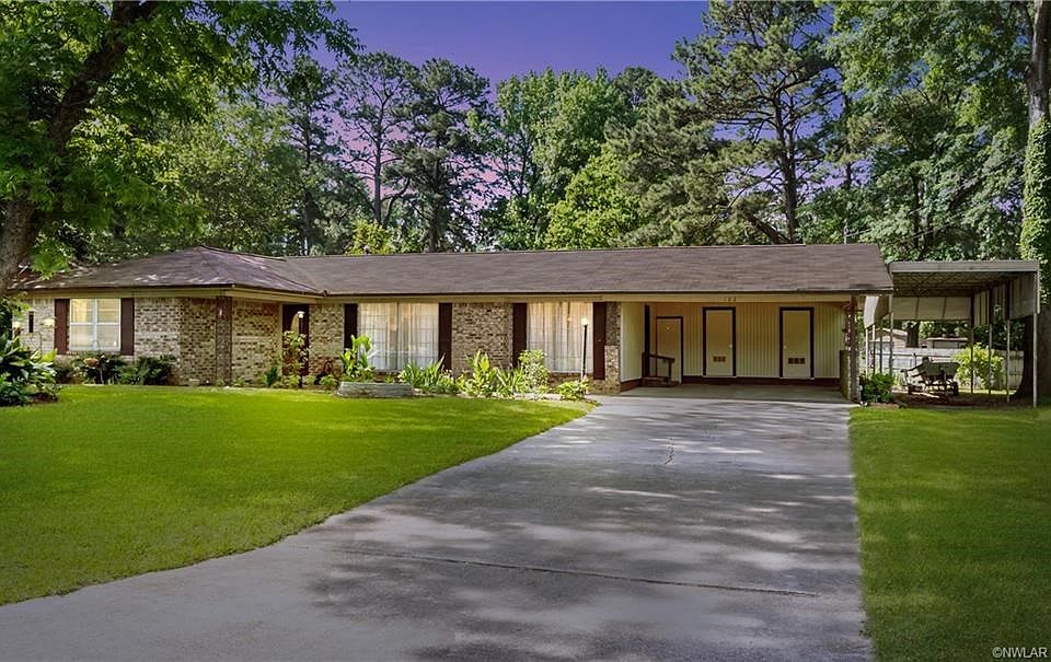 1st image of 102 Mimosa Blvd