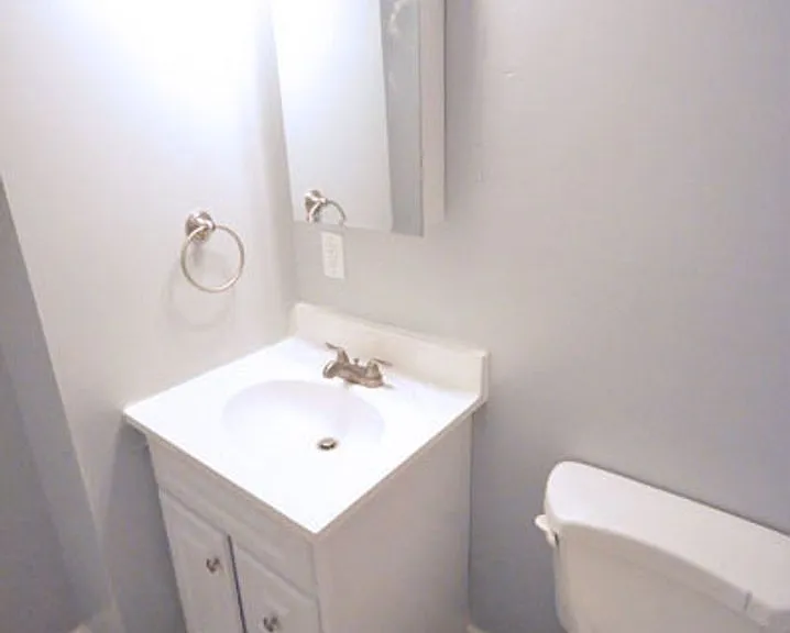 191 Chittenden Ave #C — Photo 12