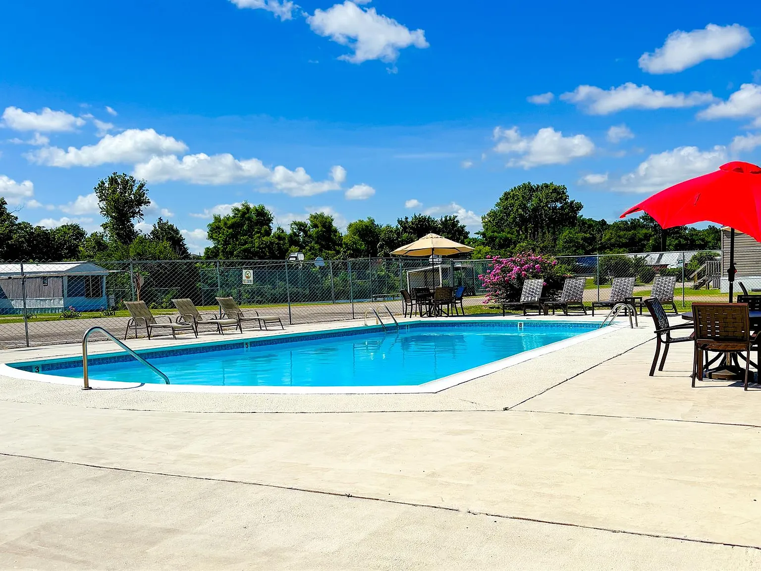 Big Oaks Estates — Photo 4