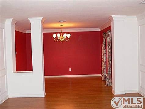 4th image of 4304 Cedar Valley Dr