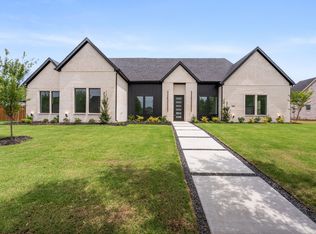 1006 Devonshire Dr N, Forney, TX 75126