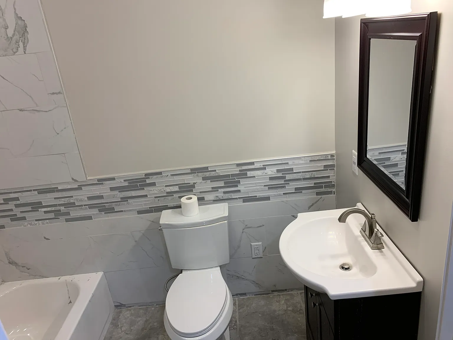 1 bed, $1,000 — Photo 2