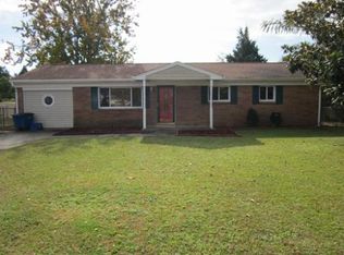 413 Myna Dr, Jacksonville, NC 28540