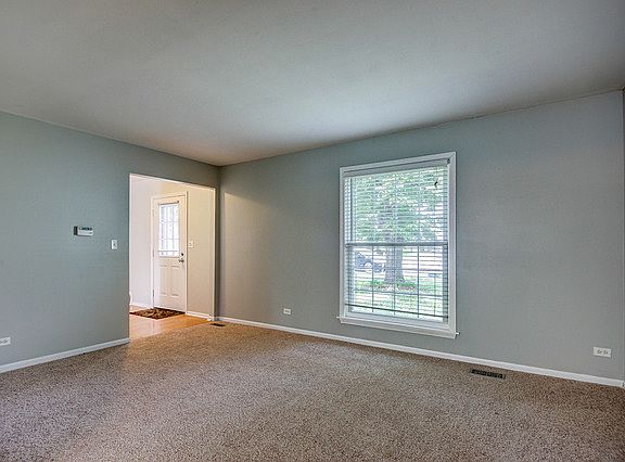 3rd image of 3232 Bremerton Ct