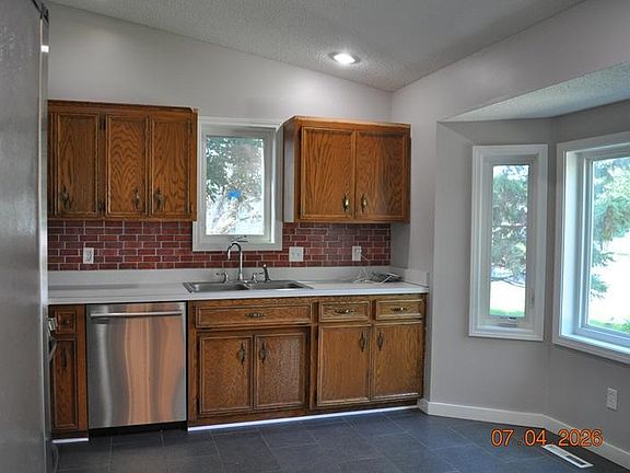 2nd image of 1007 Briar Creek Rd