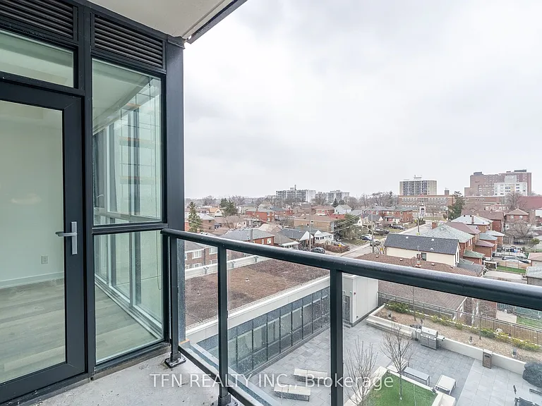 1603 Eglinton Ave W #506 — Photo 15