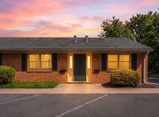 116 Carman Ave APT 7, Waynesboro, VA 22980