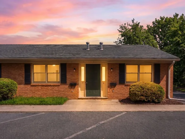 116 Carman Ave APT 7, Waynesboro, VA 22980