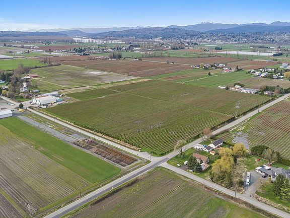 2nd image of 34211 Hallert Rd