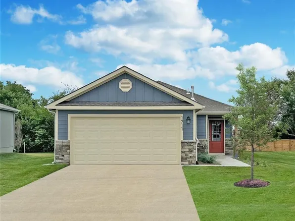 1711 Maci St, Belton, MO 64012