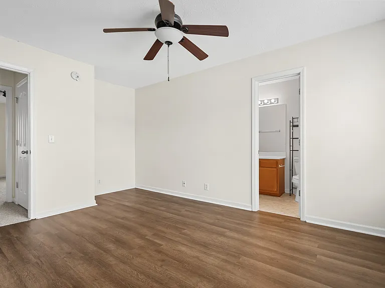 426 Arapaho Dr — Photo 4