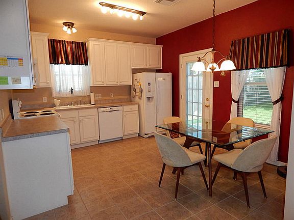 4th image of 10207 Checkerberry Park Ln