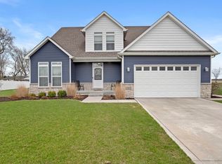 1985 Tawny St, Hobart, IN 46342