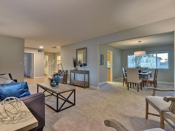 5th image of 953 Yarmouth Way