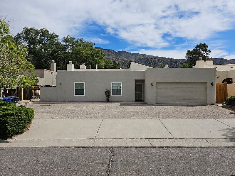 1st image of 2832 Palo Verde Dr NE