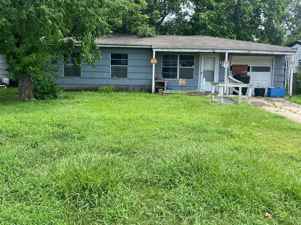 5410 Heron Dr, Houston, TX 77033