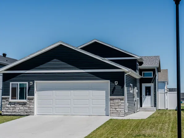 6738 Joseph St, Horace, ND 58047