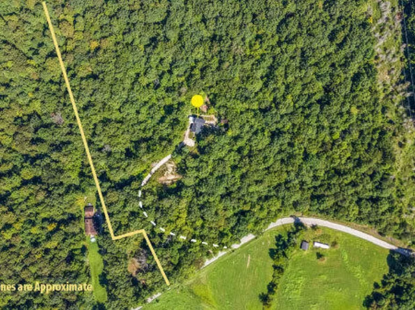 3902 Red Lick Rd, Irvine, KY 40336