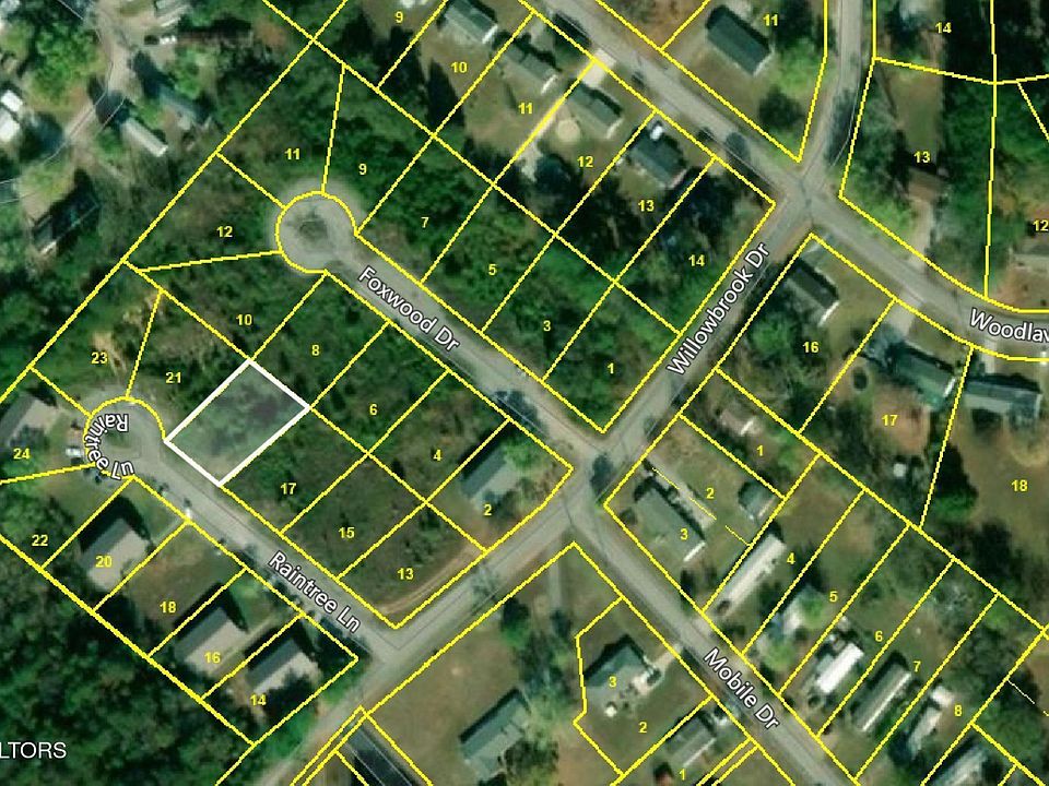 2nd image of 108 Raintree Ln