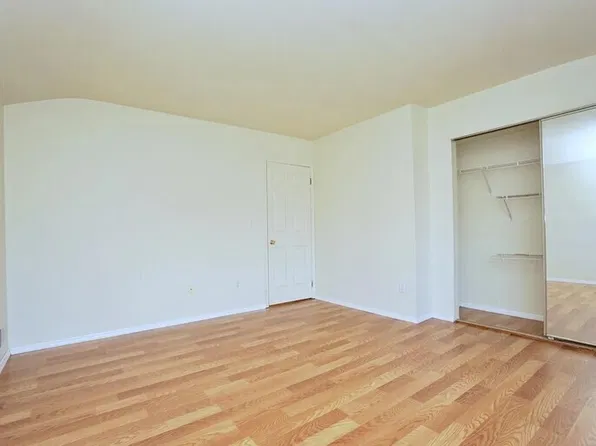 26 Roosevelt Ave, Staten Island, NY 10314