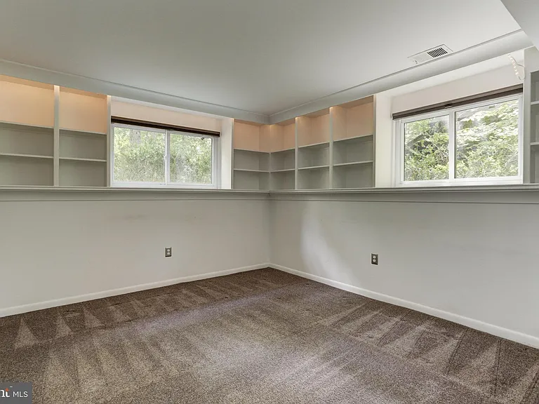 10373 Currycomb Ct — Photo 26