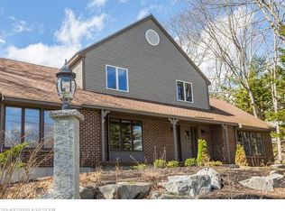 7 Spruce Ln, Cape Elizabeth, ME 04107