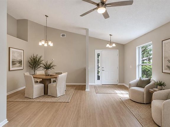4th image of 1218 WHITEWOOD WAY