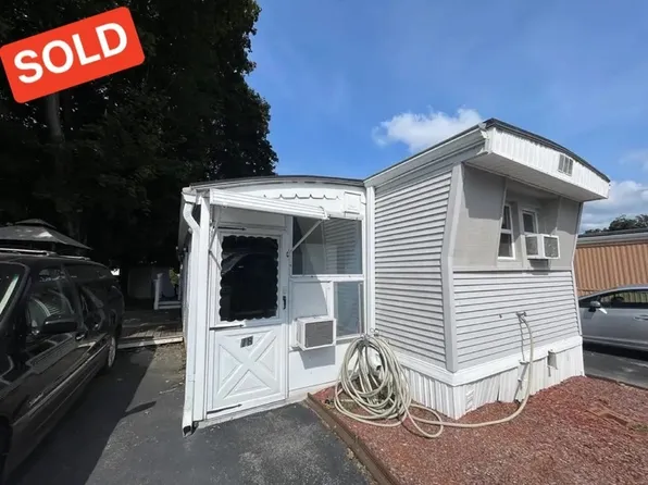 239 Ayer Rd #L-18, Littleton, MA 01460