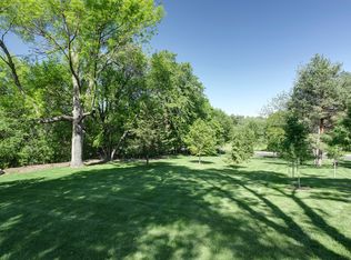 7400 Minnewashta Parkway, Chanhassen, MN 55331