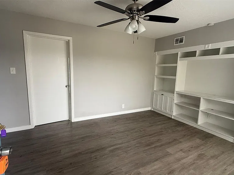 1660 Richmond Ave #12 — Photo 3