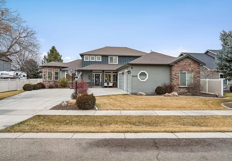 2012 W Rock Creek Dr — Photo 1