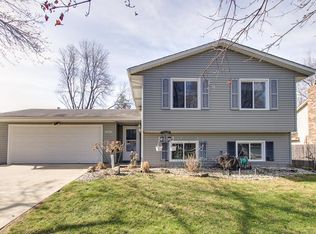 10537 Xylon Rd, Bloomington, MN 55438