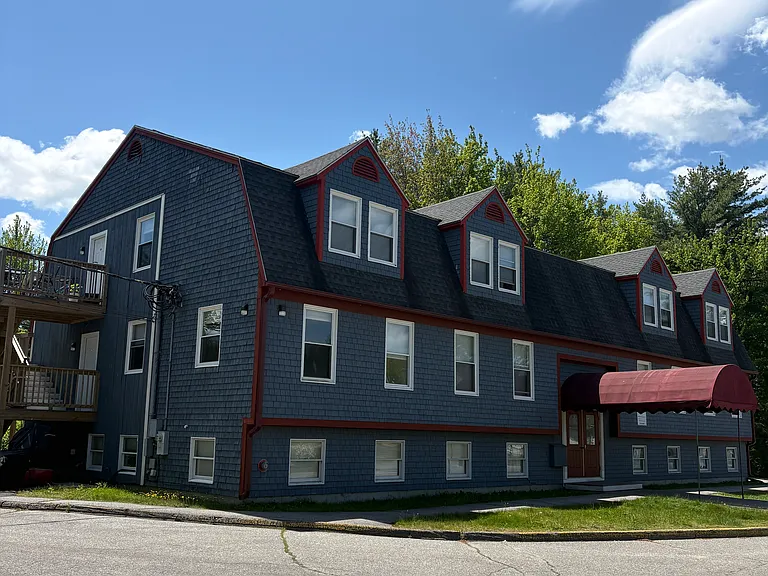 122 Main St #201 — Photo 1