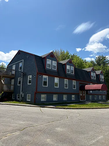 122 Main St Photo 1