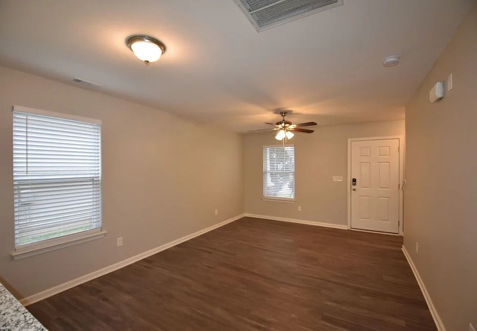 1st image of 7109 W Windsor Ave