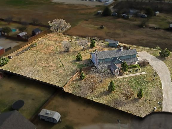 5th image of 102 Codybug Rd