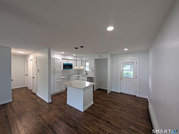3rd image of 21 Bosse Road