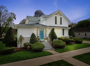 327 W 20th St, Auburn, IN 46706