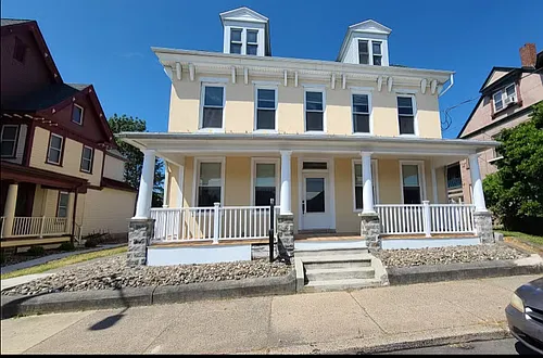 12 Front St #4 Photo 1