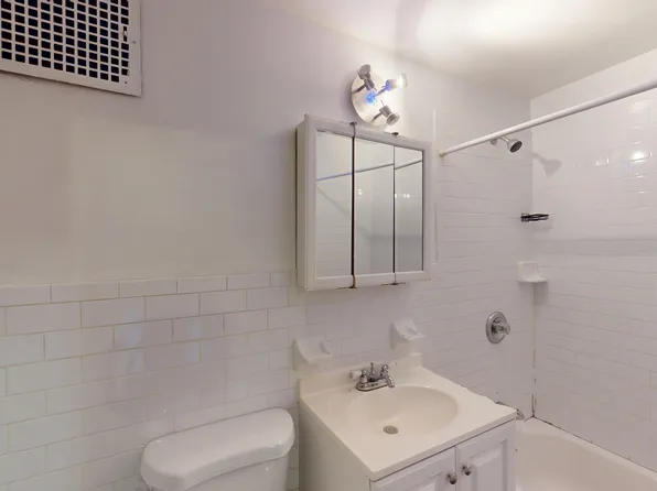 538 West 47th Street image 5 of 5