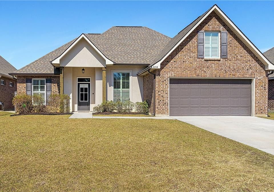 1st image of 2216 Darlene Dr