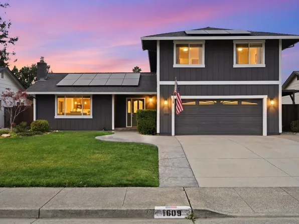 1609 San Marino Drive, Petaluma, CA 94954