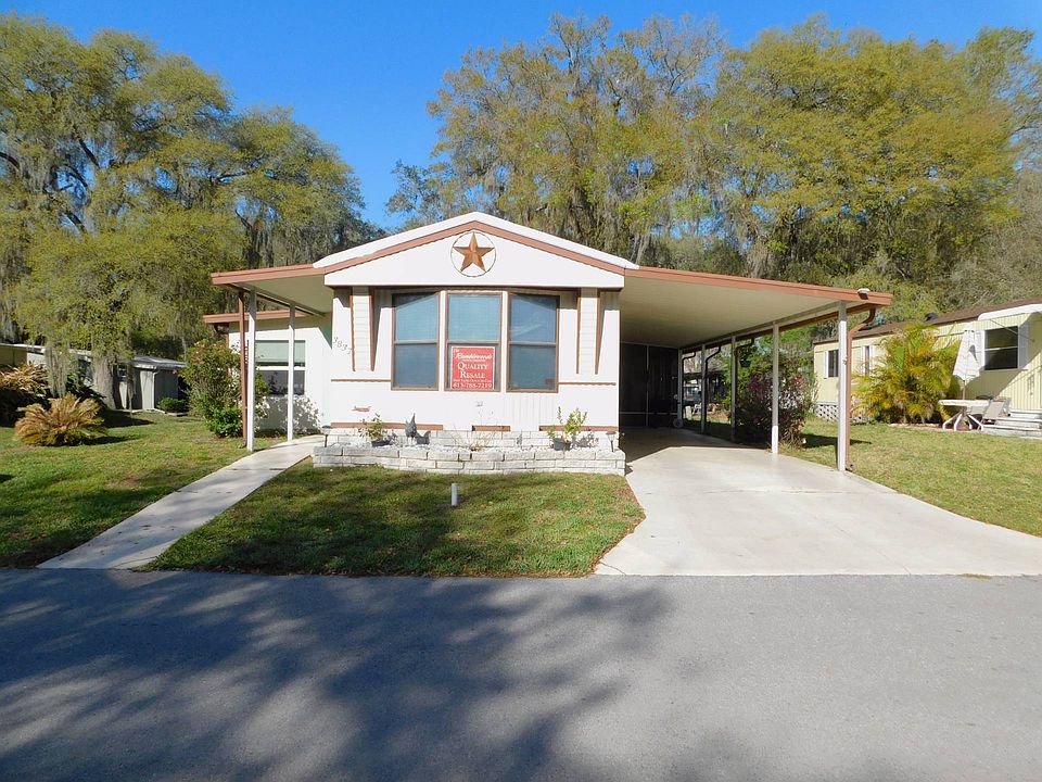 1st image of 3837 Oakcrest Ln