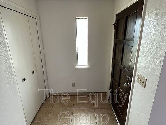 3rd image of 2026 E Vassar Dr