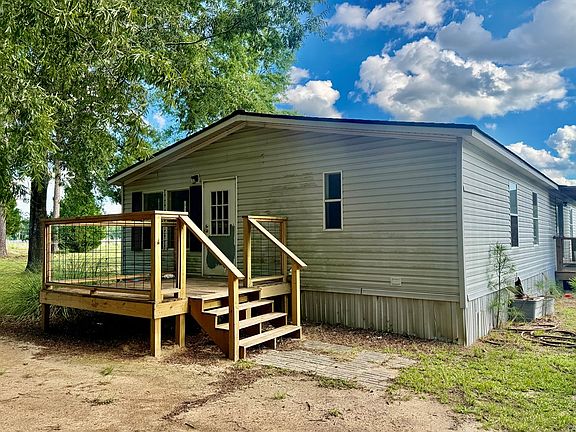 2nd image of 538 Archer Rd