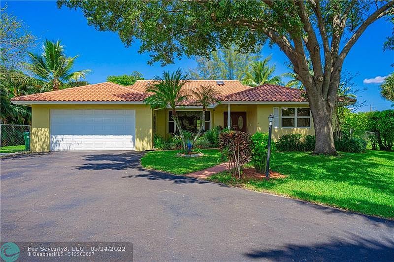 1st image of 461 Mill Springs Ln